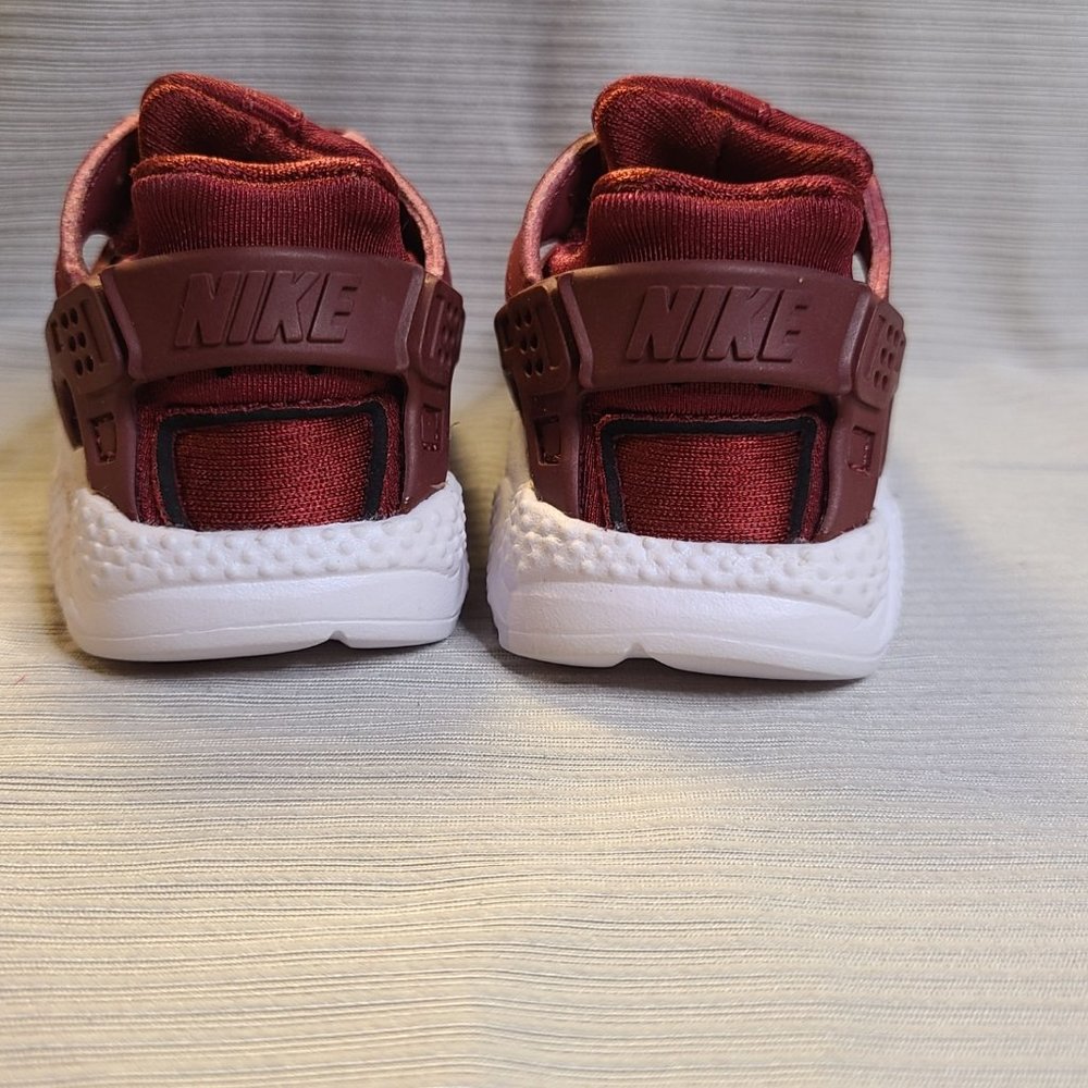 EUC Nike Infant Hurachi Run - Picture 13 of 13